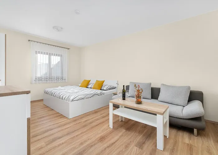 Appartement Nad Stastnym Sklepem